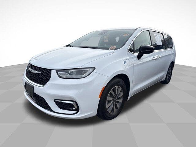 2024 Chrysler Pacifica Plug-In Hybrid Road Tripper PHEV