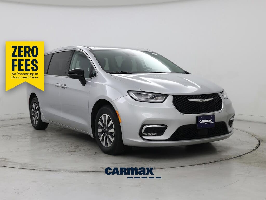 2024 Chrysler Pacifica Plug-In Hybrid Road Tripper PHEV