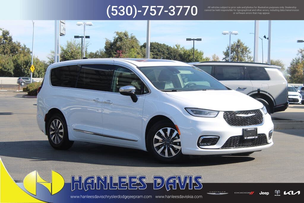 2023 Chrysler Pacifica Hybrid Limited