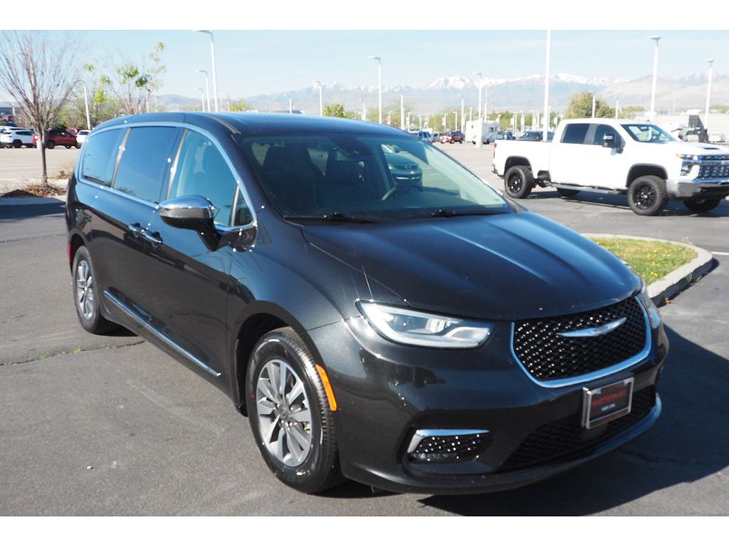 2023 Chrysler Pacifica Hybrid Limited