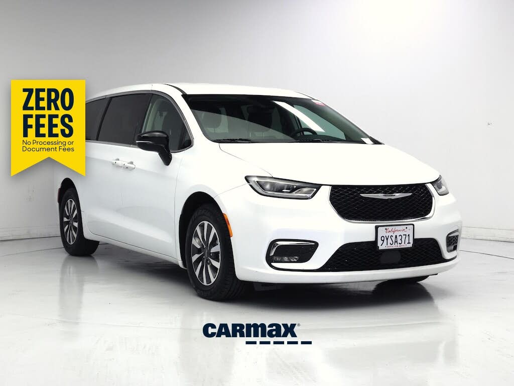 2024 Chrysler Pacifica Plug-In Hybrid Road Tripper PHEV