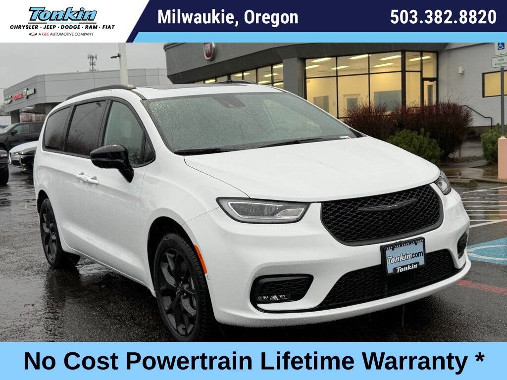 2026 Chrysler Pacifica Select