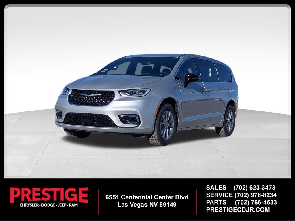 2026 Chrysler Pacifica Select