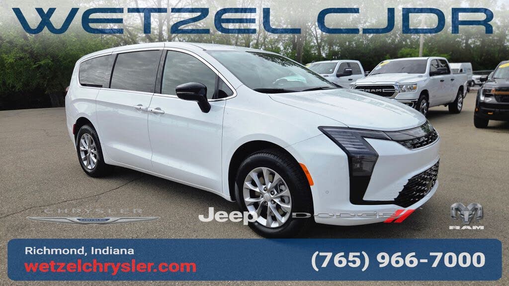 2027 Chrysler Pacifica Select