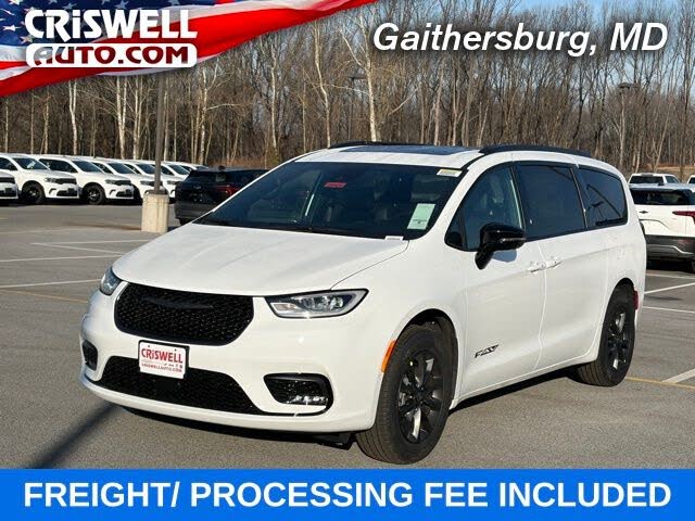 2026 Chrysler Pacifica Select