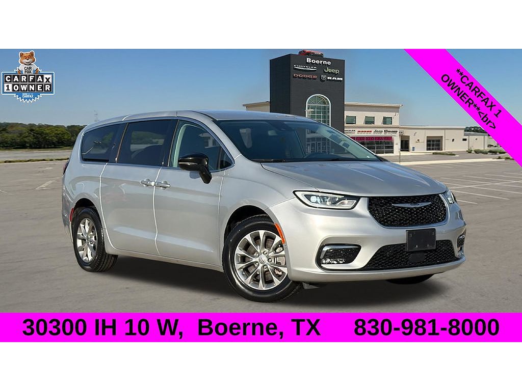 2024 Chrysler Pacifica Touring L