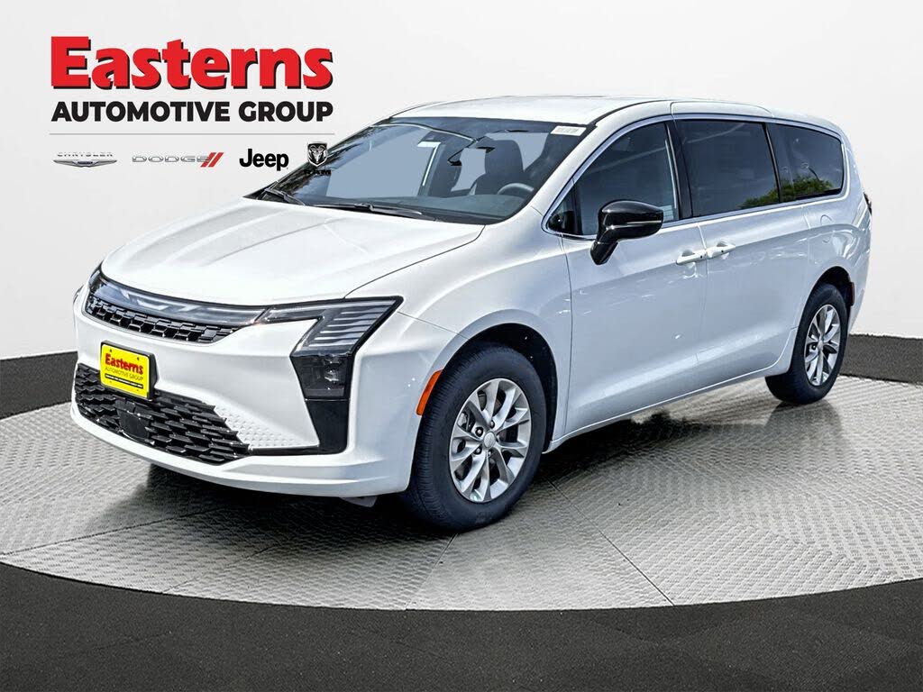 2027 Chrysler Pacifica Select