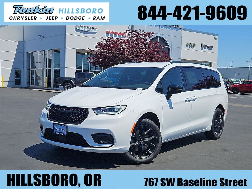 2026 Chrysler Pacifica Select