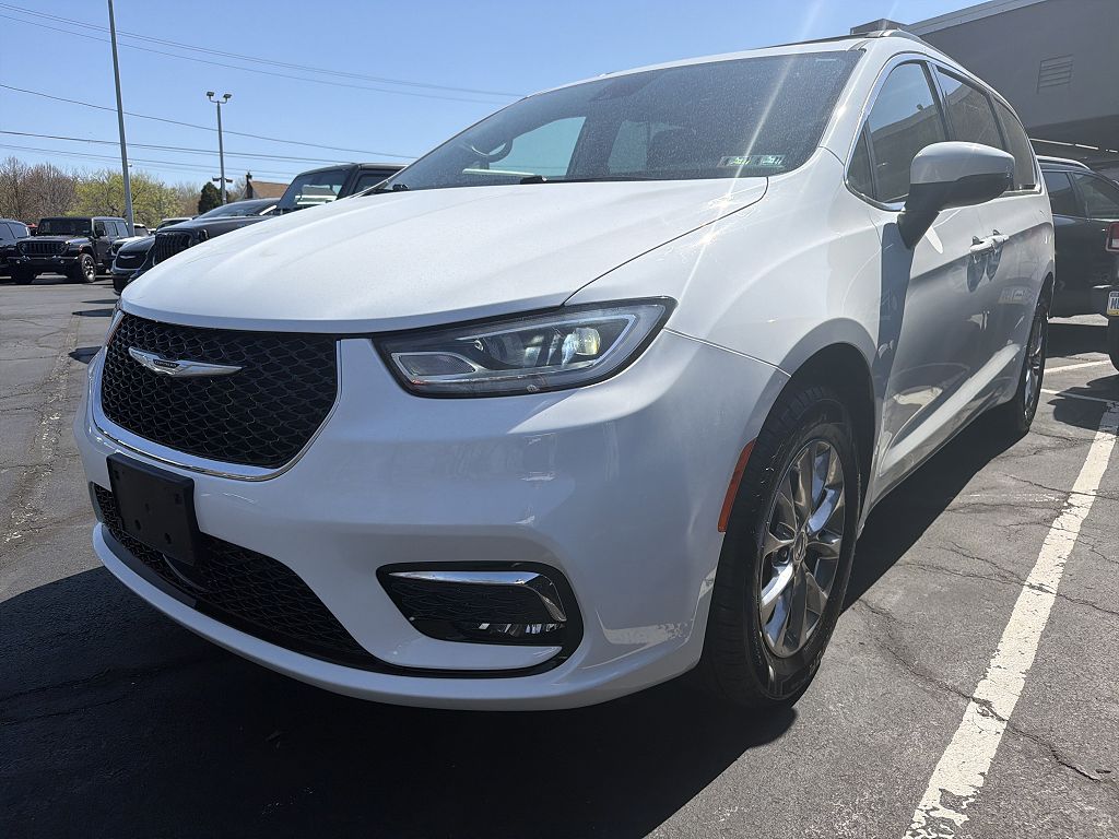 2023 Chrysler Pacifica Touring L