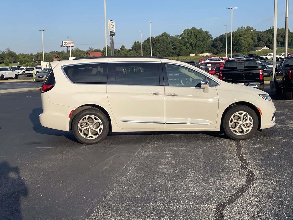 2022 Chrysler Pacifica Limited