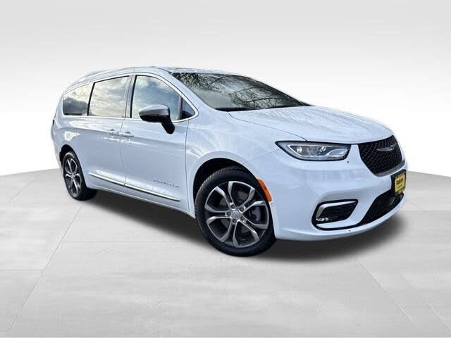 2026 Chrysler Pacifica Pinnacle