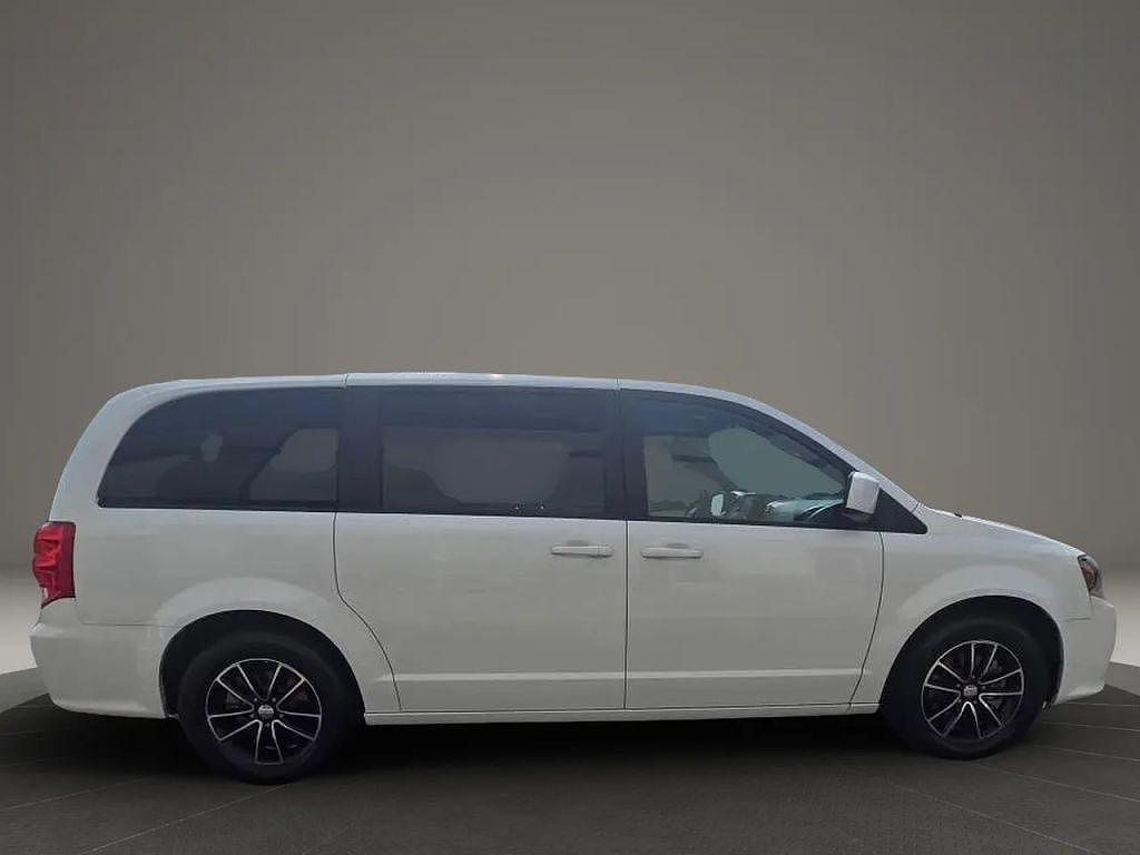 2018 Dodge Grand Caravan SE Plus