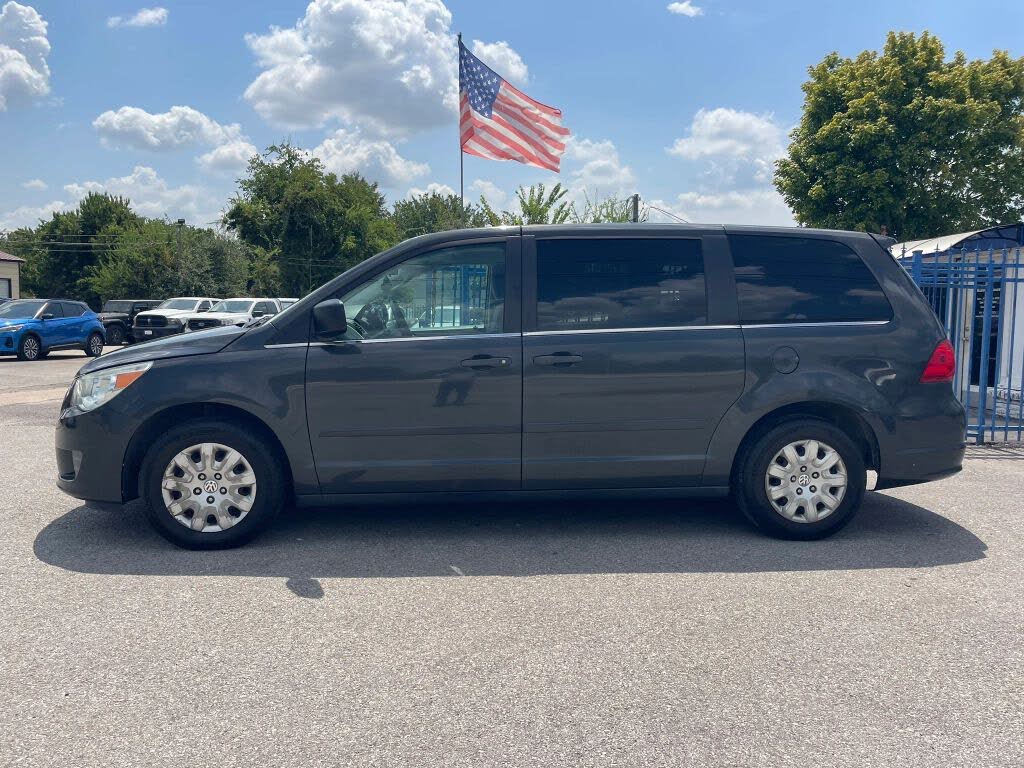 2012 Volkswagen Routan S