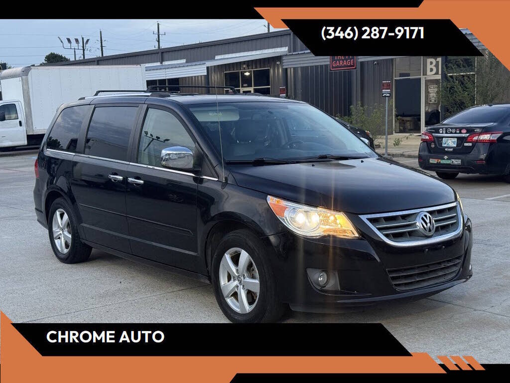 2012 Volkswagen Routan SEL Premium