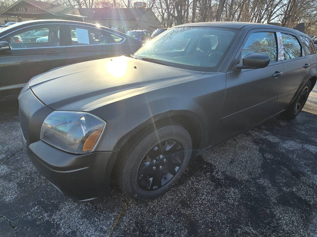 2006 Dodge Magnum SE