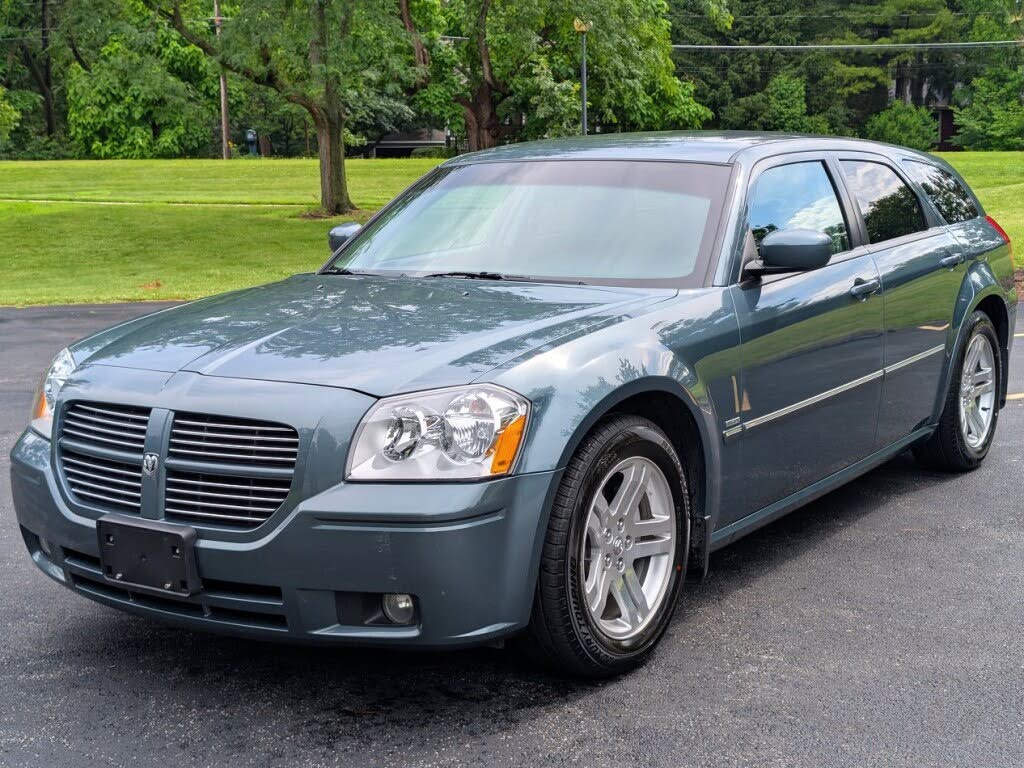 2005 Dodge Magnum RT