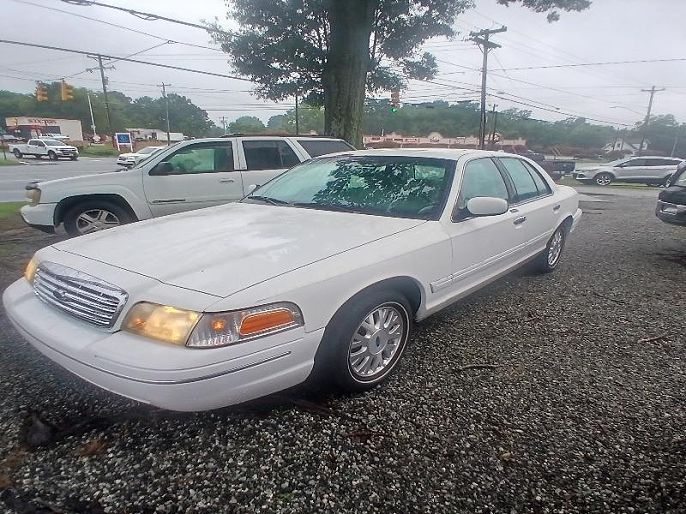 2003 Ford Crown Victoria LX