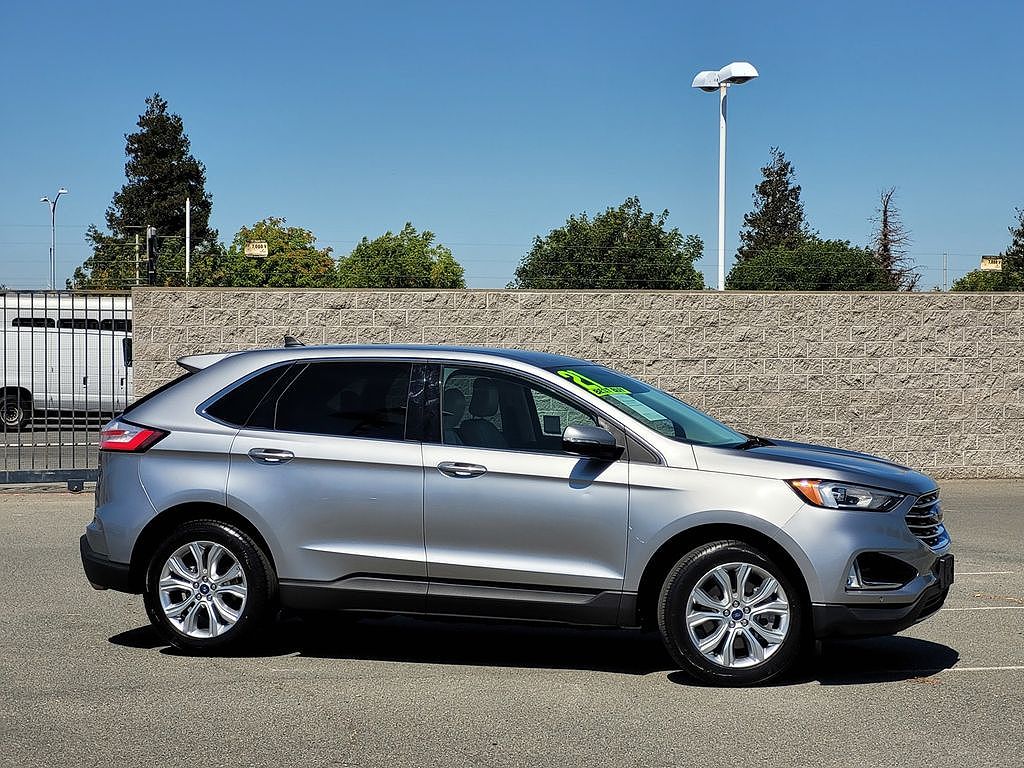 2021 Ford Edge Titanium
