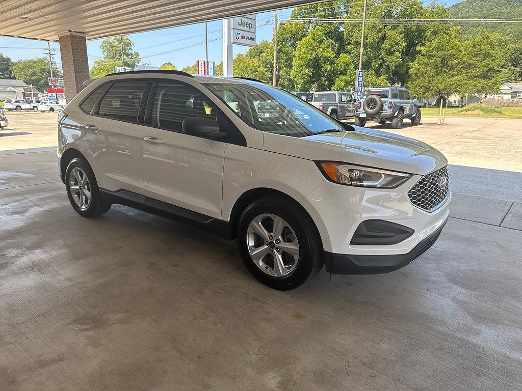 2024 Ford Edge SE
