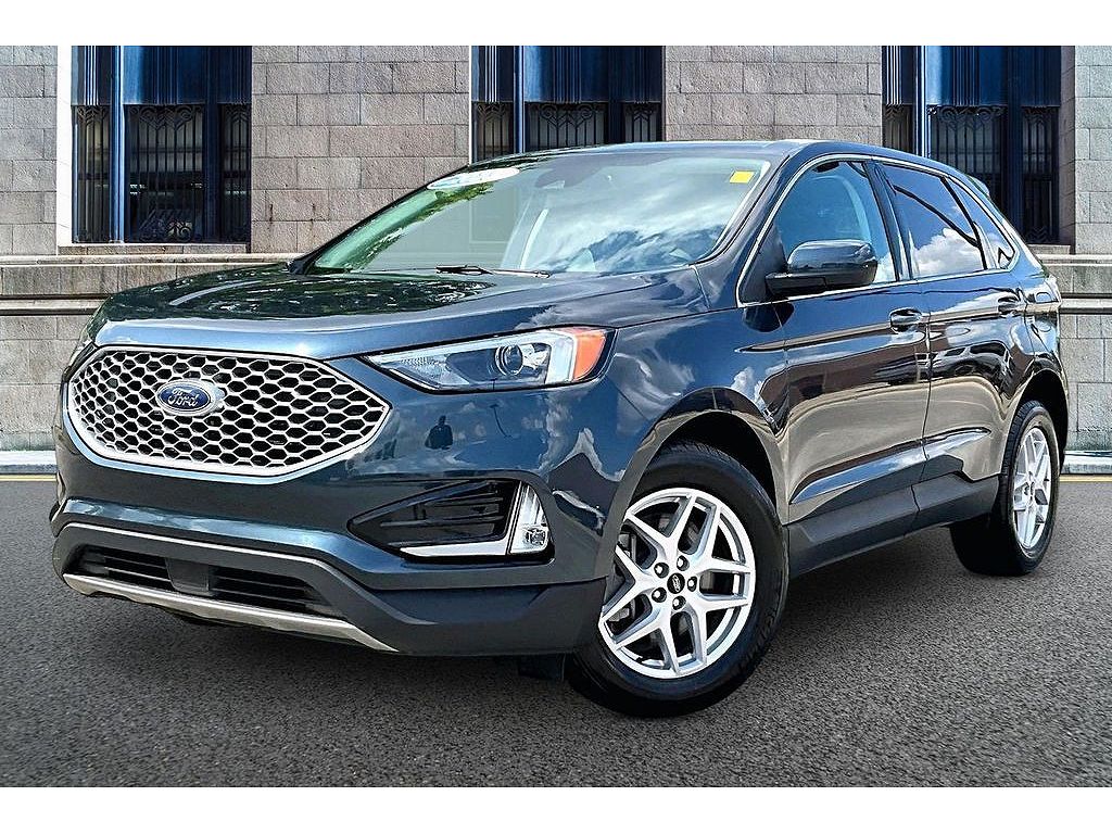 2023 Ford Edge
