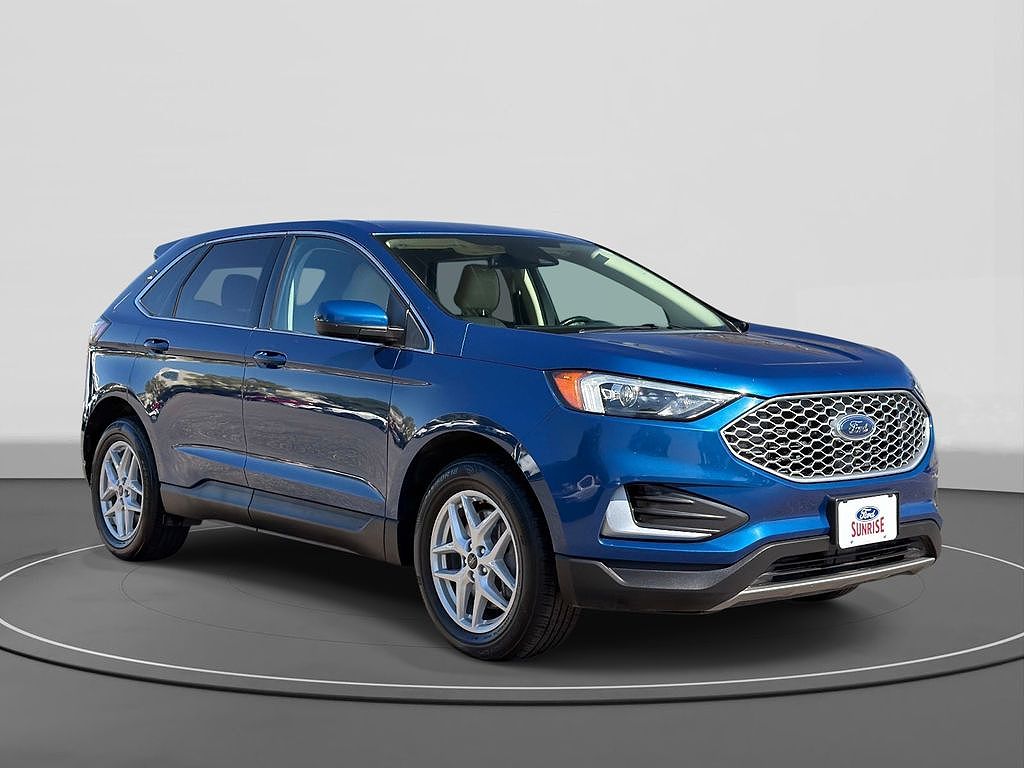 2023 Ford Edge