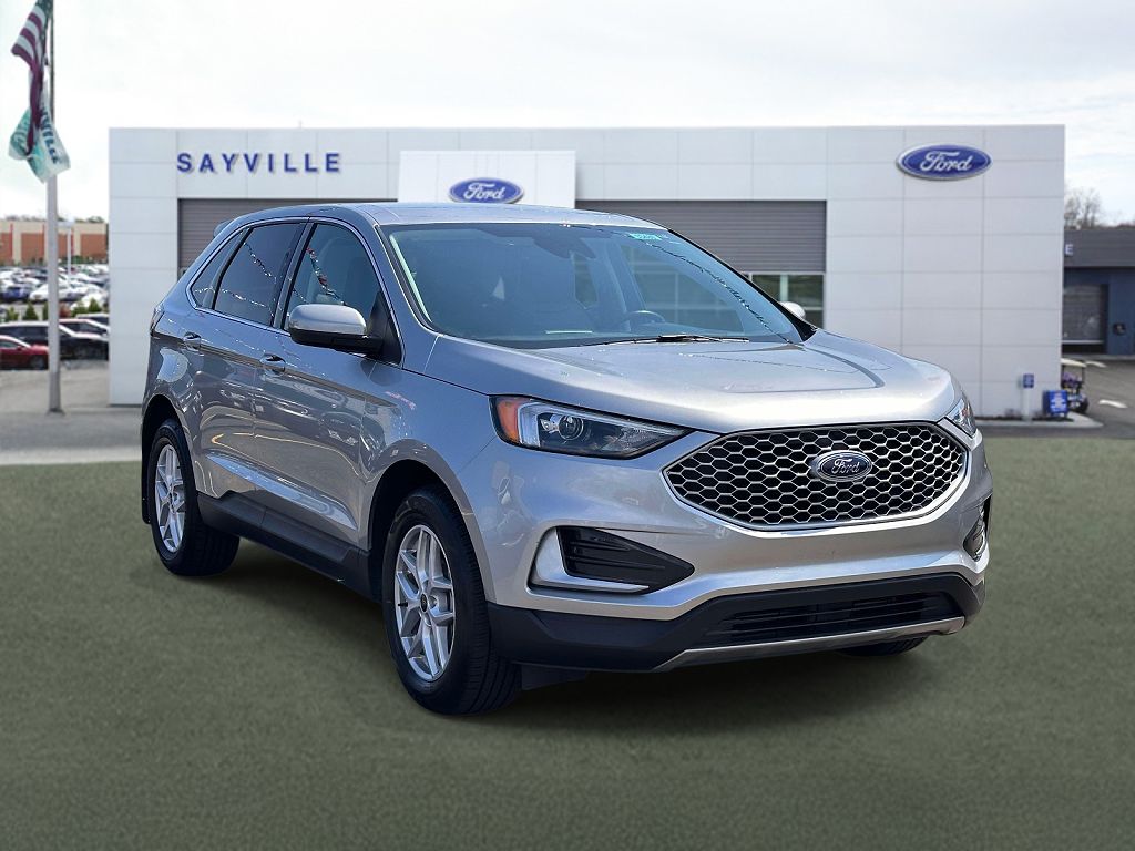 2023 Ford Edge