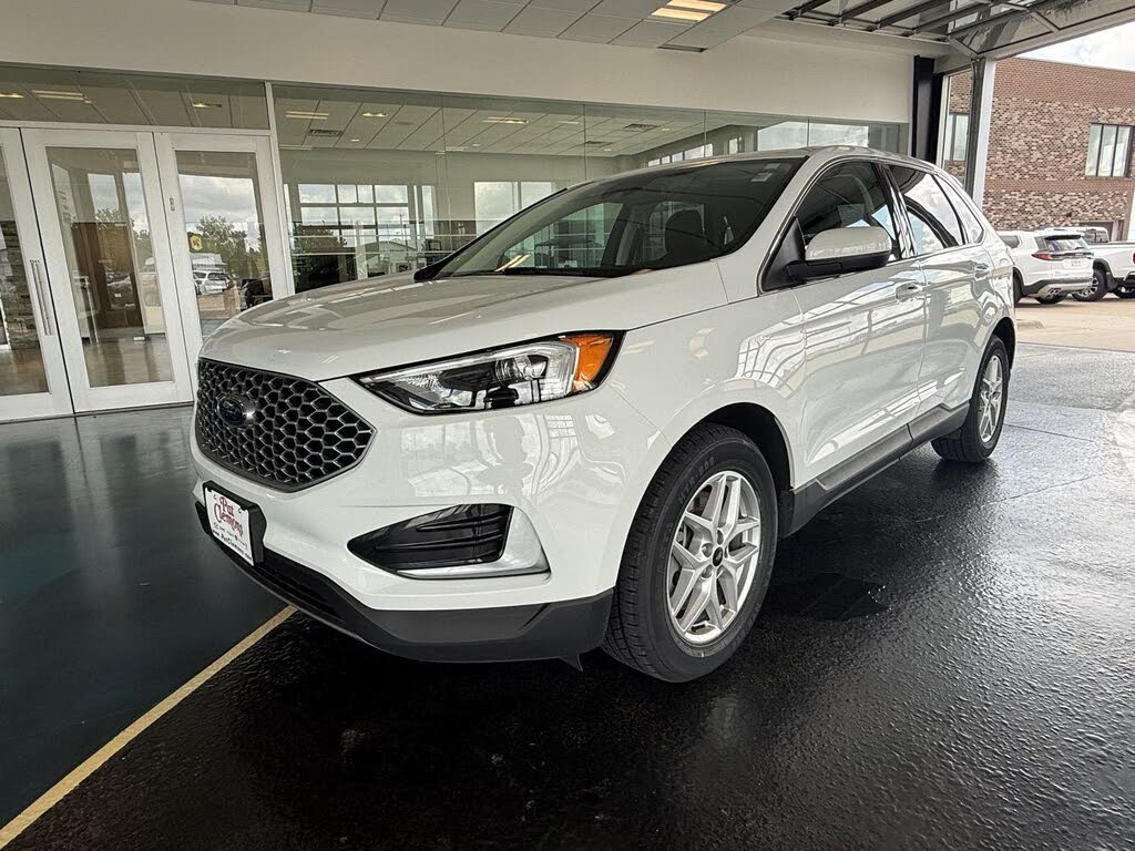 2024 Ford Edge