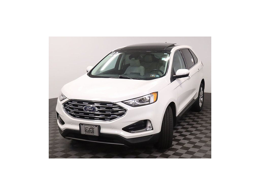 2022 Ford Edge Titanium
