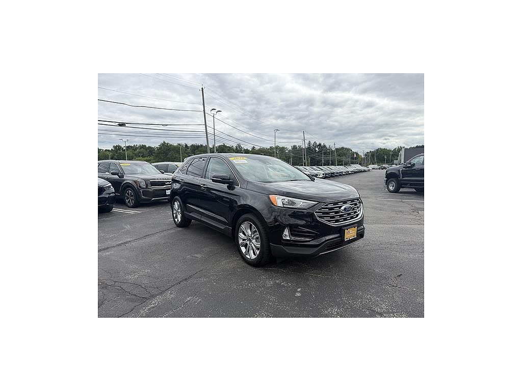 2022 Ford Edge Titanium