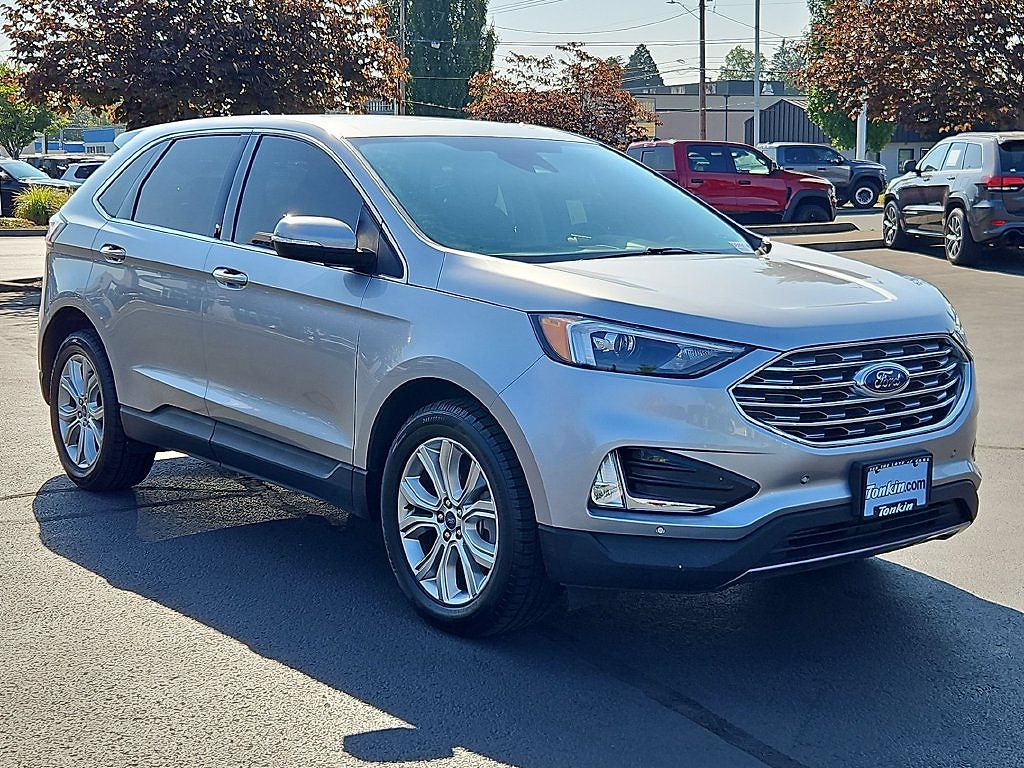 2022 Ford Edge Titanium