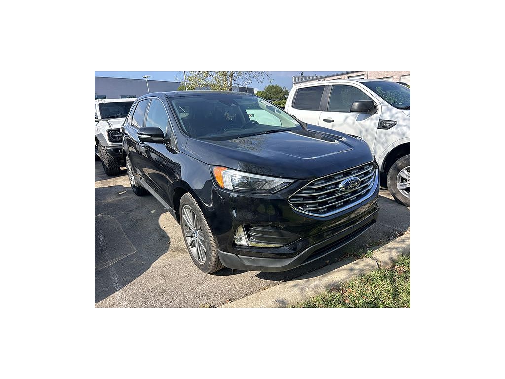 2022 Ford Edge Titanium