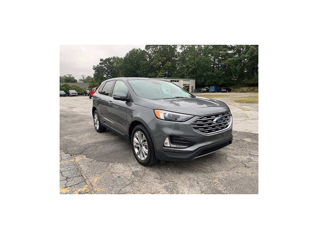 2024 Ford Edge Titanium
