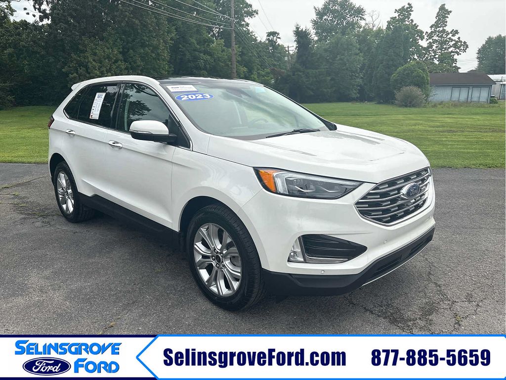 2023 Ford Edge Titanium
