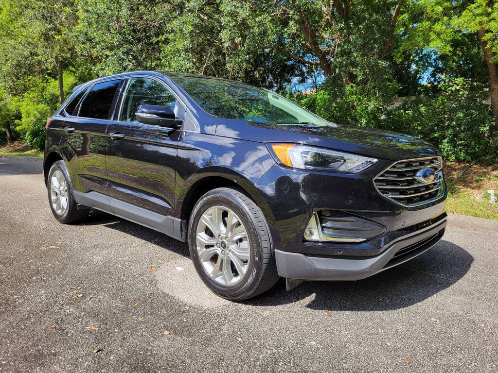 2024 Ford Edge Titanium