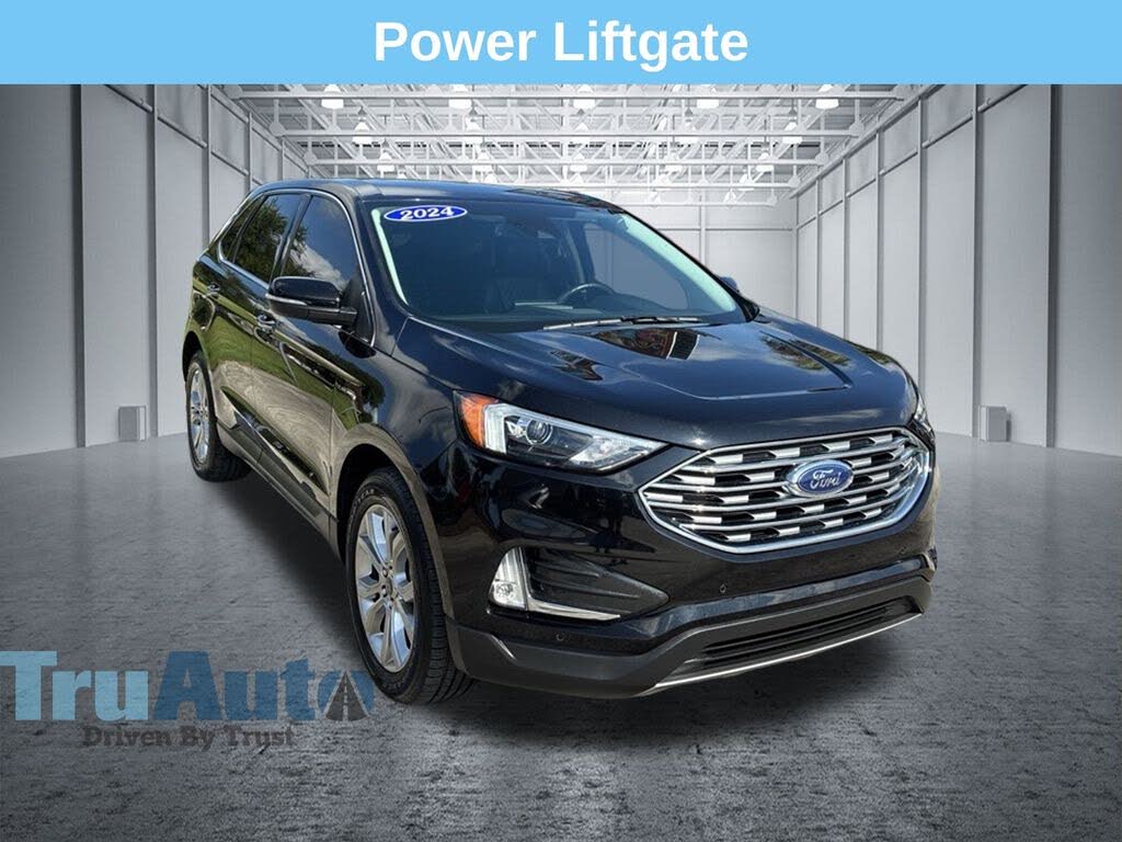 2024 Ford Edge Titanium