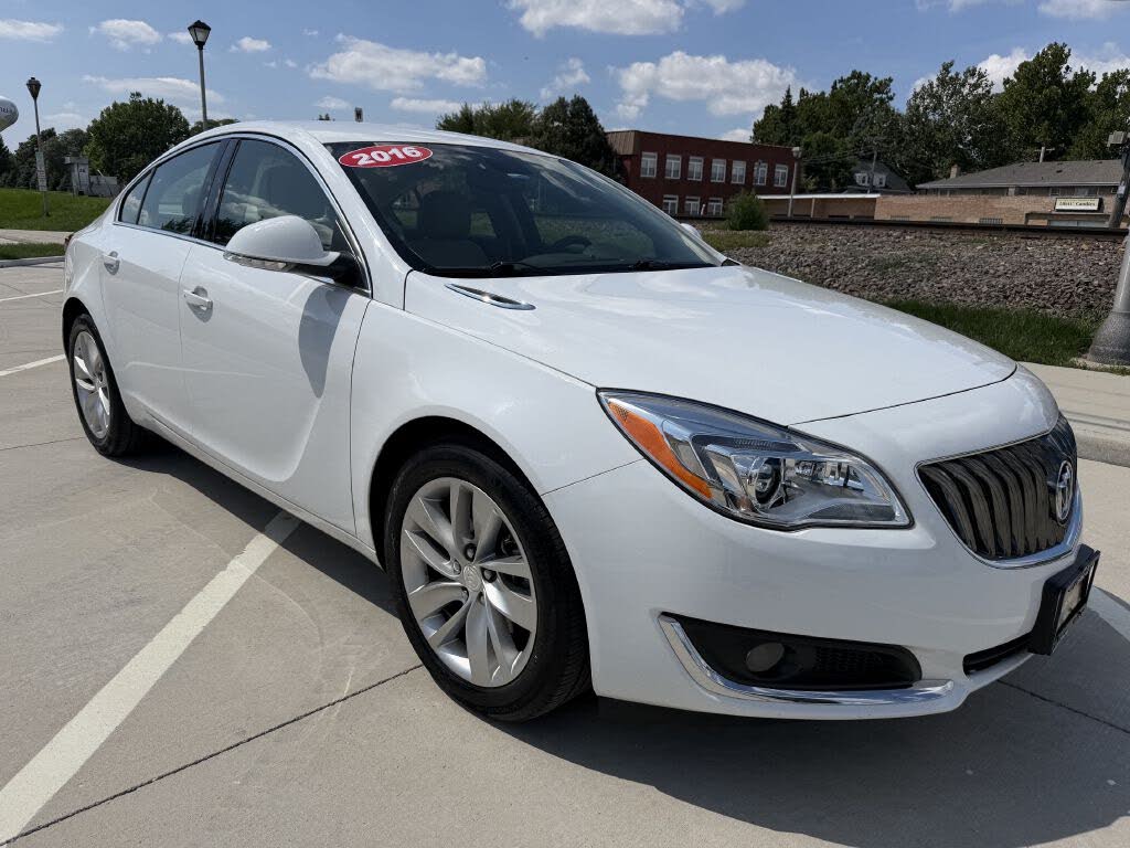 2016 Buick Regal Premium II