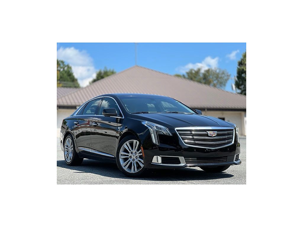 2019 Cadillac XTS 4dr Sdn Luxury FWD