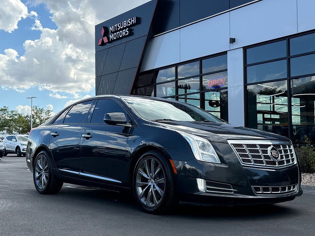 2013 CADILLAC XTS Luxury