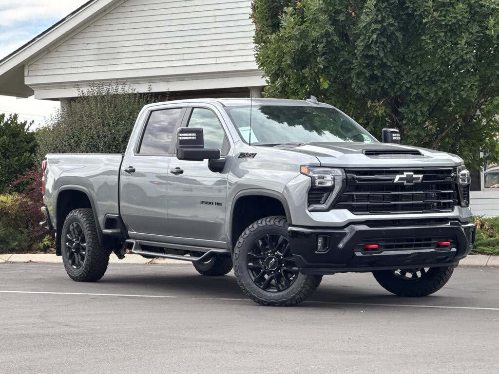 2026 Chevrolet Silverado 3500 LT