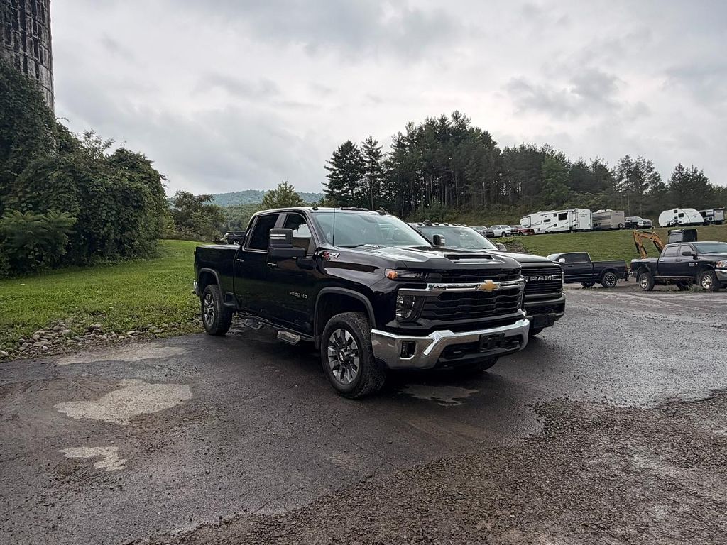 2024 Chevrolet Silverado 3500HD LT