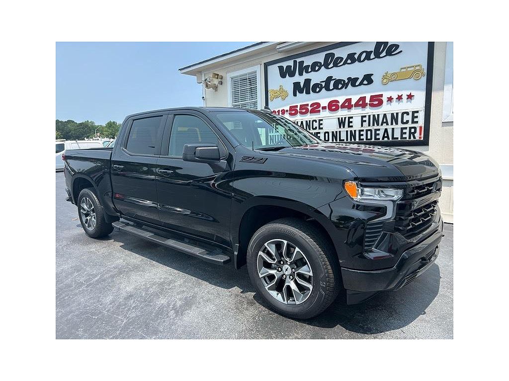 2023 Chevrolet Silverado 1500 4WD Crew Cab 147" RST
