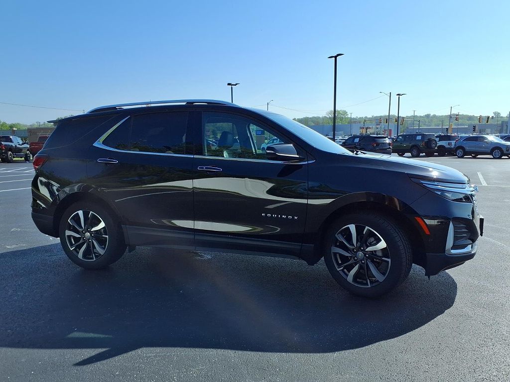 2022 Premier in Mosaic Black Metallic, 31,924 miles for sale in Wood River, IL