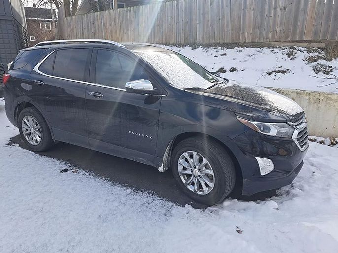 2020 Chevrolet Equinox - Image 1