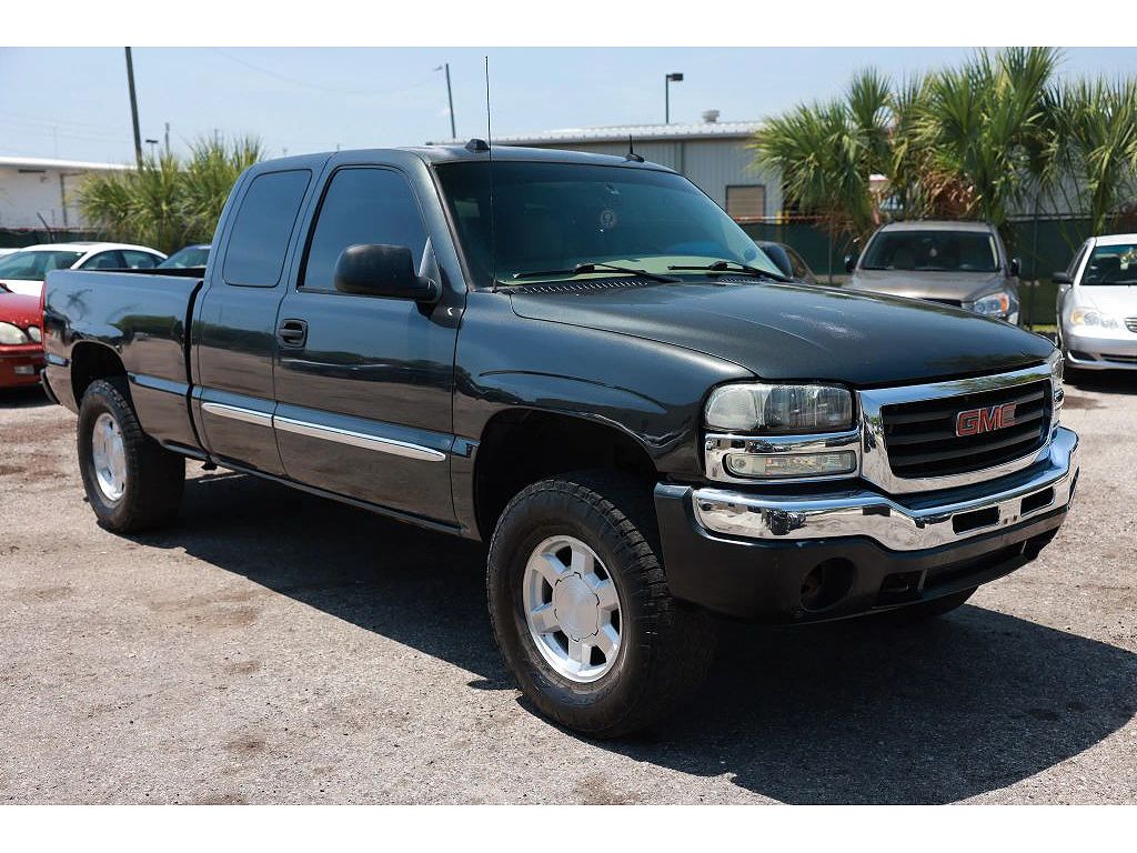 2004 GMC Sierra 1500 Work Truck