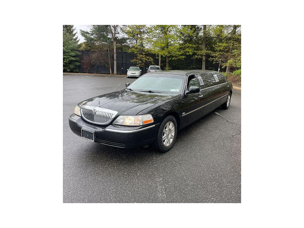 2011 Lincoln Town Car Executive L