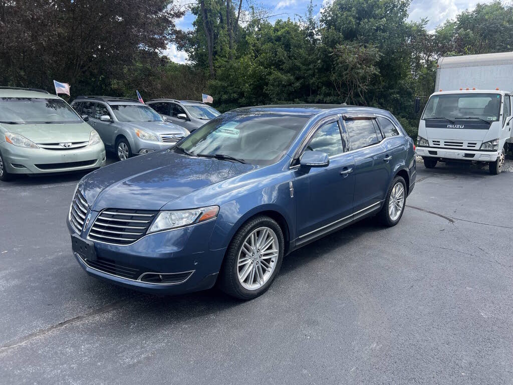 2018 Lincoln MKT Reserve