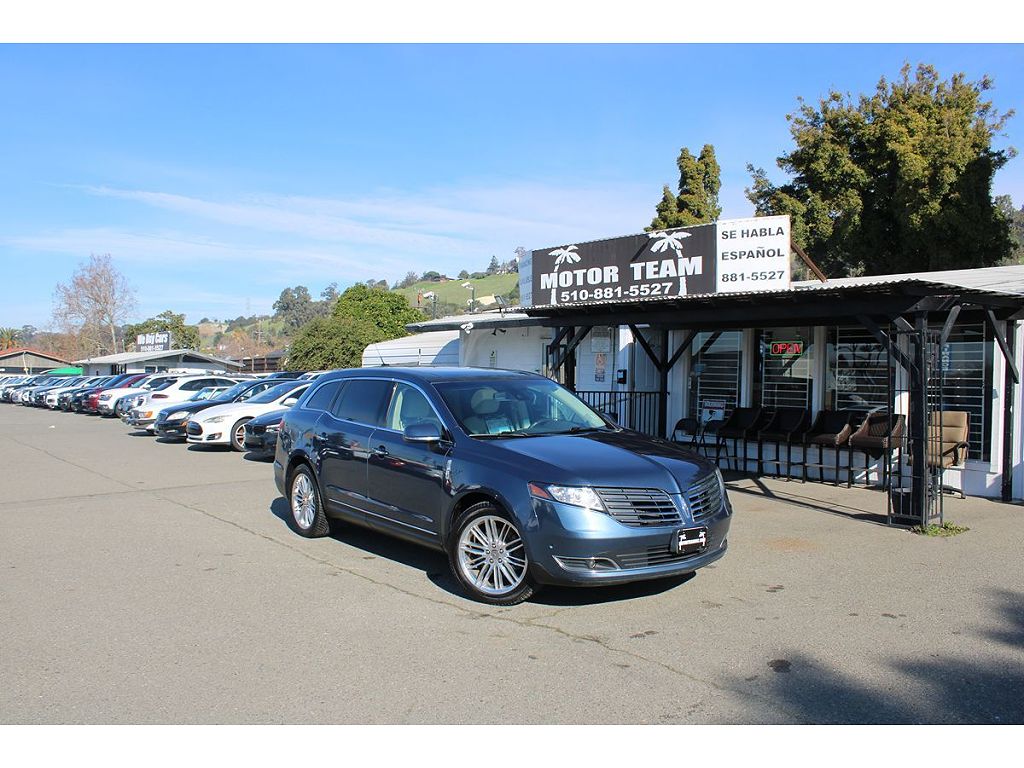 2019 Lincoln MKT Reserve