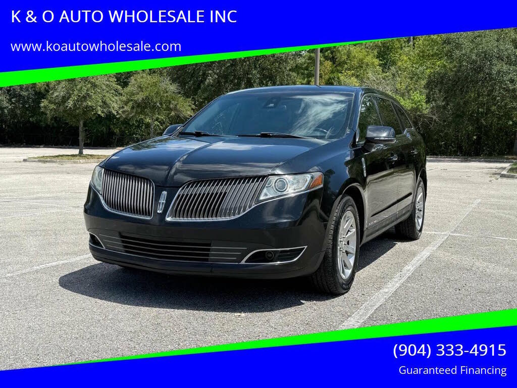 2014 Lincoln MKT Livery