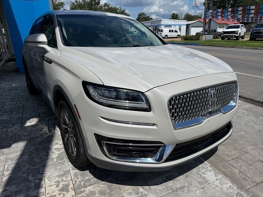 2019 Lincoln Nautilus Select
