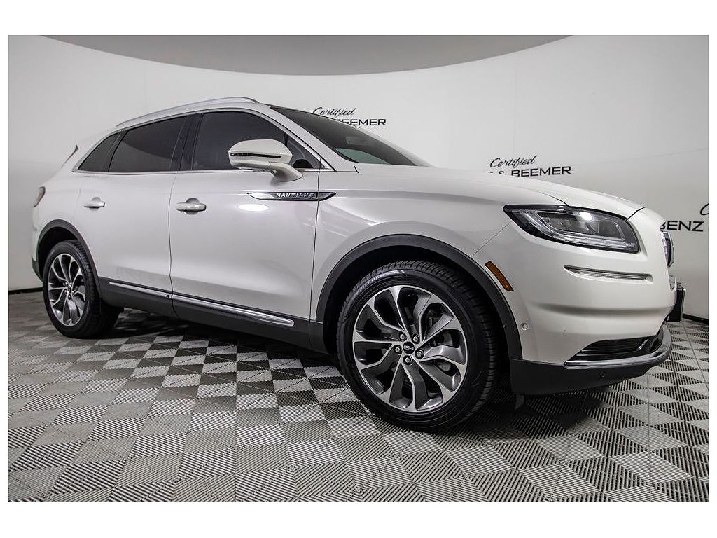 2022 Lincoln Nautilus Reserve